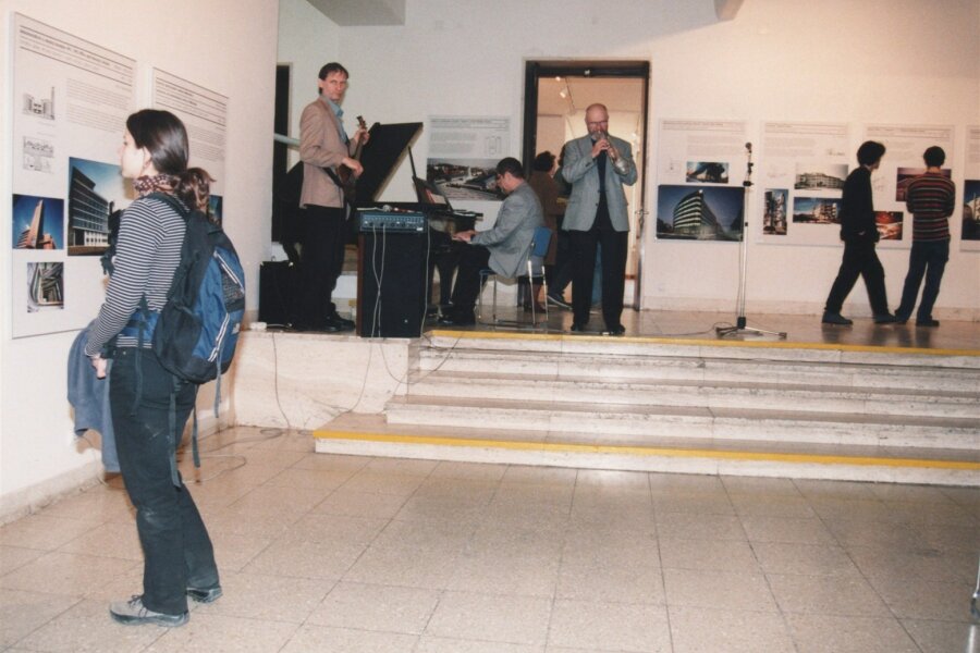 DU1117-7-foto-vernisaz-011.jpeg
